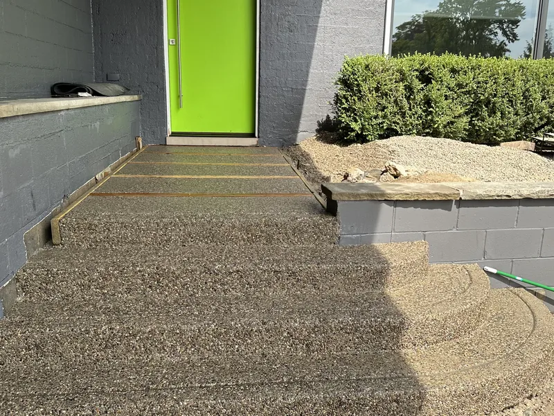 Textured entry steps by A&M Works